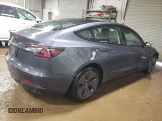 2022 Tesla Model 3 with VIN 5YJ3E1EA8NF372507, listed as a Copart auction lot 52572705 with 70,244 mi miles and Salvage Title. Bid and sale history available at DreamBid. Image 3.