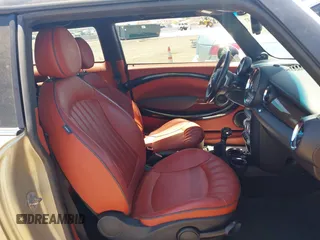 2010 MINI Hardtop S with VIN WMWMF7C50ATZ71187, listed as a IAAI auction lot 42440637 with 82,595 mi miles and . Bid and sale history available at DreamBid. Image 5.