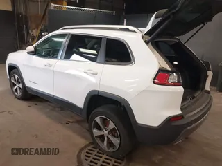 2019 Jeep Cherokee Limited z VIN 1C4PJMDXXKD294822, wystawiony jako IAAI lot #41995583 z przebiegiem 135 688 mil mil oraz . Historia ofert i sprzedaży dostępna na DreamBid. Obrazek 3.