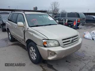 2006 Toyota Highlander z VIN JTEGP21A460115251, wystawiony jako IAAI lot #41704239 z przebiegiem 207 327 mil mil oraz . Historia ofert i sprzedaży dostępna na DreamBid. Obrazek 1.
