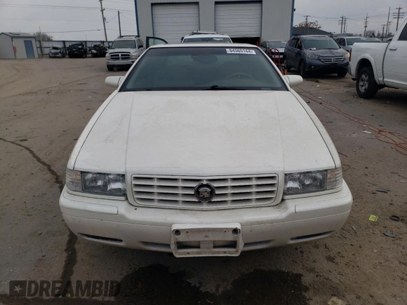 2001 Cadillac Eldorado Touring ETC z VIN 1G6ET12921B103685, wystawiony jako Copart lot #84565144 z przebiegiem 99 265 mil mil oraz Szkoda całkowita • Salvage title. Historia ofert i sprzedaży dostępna na DreamBid. Obrazek 5.