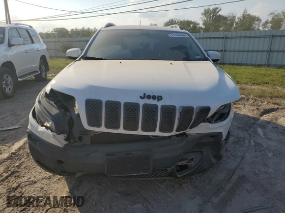 2020 Jeep Cherokee Latitude with VIN 1C4PJMCX9LD578137, listed as a Copart auction lot 71762364 with 59,900 mi miles and Salvage Title. Bid and sale history available at carsss.com. Image 5.