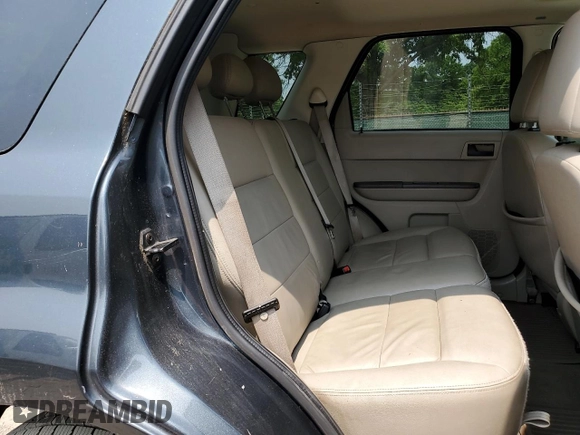 2008 Ford Escape Hybrid z VIN 1FMCU49H38KA03178, wystawiony jako Copart lot #59577115 z przebiegiem 223 992 mil mil oraz Szkoda całkowita • Salvage title. Historia ofert i sprzedaży dostępna na DreamBid. Obrazek 11.