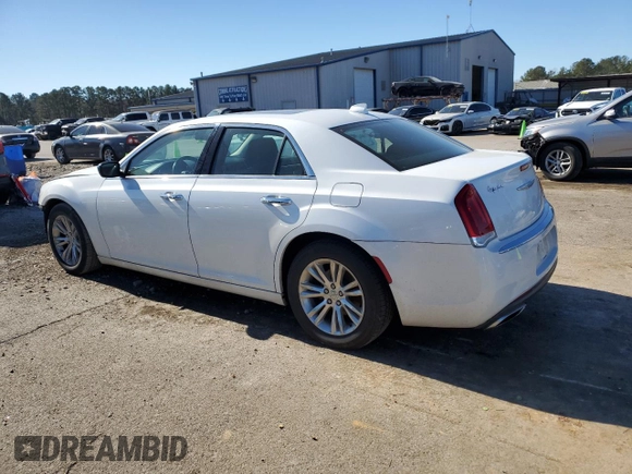 2016 Chrysler 300 with VIN 2C3CCAET1GH198305, listed as a Copart auction lot 88867505 with 101,795 mi miles and Salvage Title. Bid and sale history available at carsss.com. Image 2.