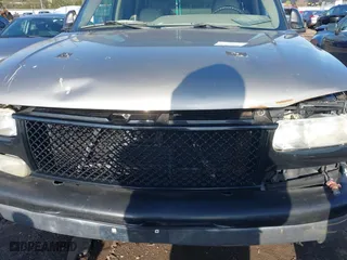 2002 Chevrolet Tahoe LT with VIN 1GNEK13Z42J140816, listed as a IAAI auction lot 41973686 with 241,722 mi miles. Bid and sale history available at carsss.com. Image 19.