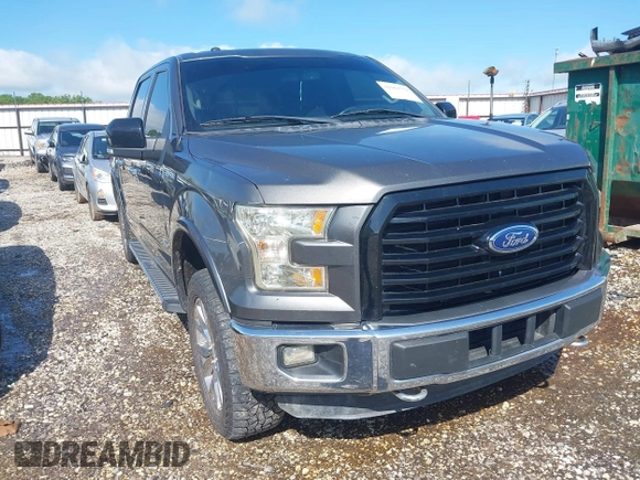 2015 Ford F-150 XLT with VIN 1FTEW1EG0FKE59929, listed as a IAAI auction lot 42161771 with 189,933 mi miles. Bid and sale history available at carsss.com. Image 1.