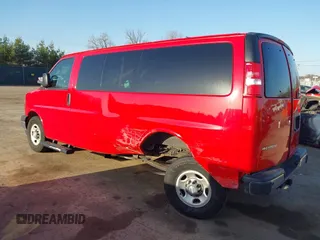 2020 Chevrolet City Express Cargo z VIN 1GCZGGFG5L1188853, wystawiony jako IAAI lot #41790969 z przebiegiem 104 599 mil mil oraz . Historia ofert i sprzedaży dostępna na DreamBid. Obrazek 6.