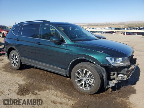 2019 Volkswagen Tiguan SE with VIN 3VV3B7AX3KM081508, listed as a Copart auction lot 52691945 with 32,089 mi miles and Salvage Title. Bid and sale history available at DreamBid. Image 4.
