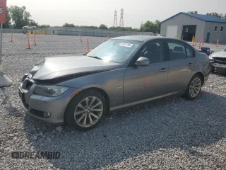 2011 BMW 3 Series 328i xDrive z VIN WBAPK7C5XBA463864, wystawiony jako Copart lot #59261195 z przebiegiem 56 849 mil mil oraz Szkoda całkowita • Salvage title. Historia ofert i sprzedaży dostępna na DreamBid. Obrazek 1.
