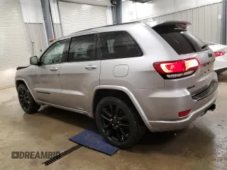 2020 Jeep Grand Cherokee Altitude z VIN 1C4RJFAG1LC374784, wystawiony jako Copart lot #48811295 z przebiegiem 185 345 mil mil oraz Szkoda całkowita • Salvage title. Historia ofert i sprzedaży dostępna na DreamBid. Obrazek 2.