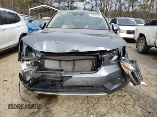 2019 Volvo XC40 Momentum z VIN YV4AC2HK4K2151764, wystawiony jako Copart lot #73491882 z przebiegiem 40 243 mil mil oraz . Historia ofert i sprzedaży dostępna na DreamBid. Obrazek 5.
