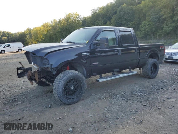 2005 Ford Super Duty F-250 XL with VIN 1FTSW21P55EB34270, listed as a Copart auction lot 71018474 with 75,336 mi miles and Salvage Title. Bid and sale history available at carsss.com. Image 1.