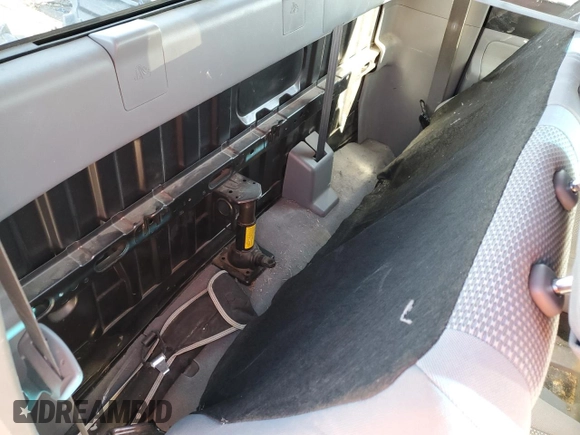 2011 Toyota Tacoma with VIN 5TFNX4CN9BX001724, listed as a Copart auction lot 47130185 with 108,286 mi miles and Salvage Title. Bid and sale history available at DreamBid. Image 10.