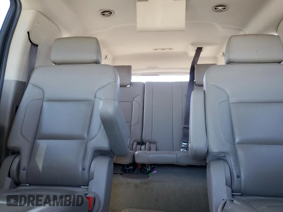 2019 GMC Yukon XL SLT with VIN 1GKS1GKC1KR130314, listed as a Copart auction lot 48037435 with 152,870 mi miles and Salvage Title. Bid and sale history available at carsss.com. Image 10.