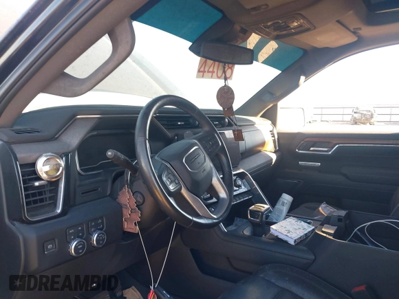 2022 GMC Sierra 1500 with VIN 3GTUUGET7NG618825, listed as a IAAI auction lot 41342828 with Not Provided miles and . Bid and sale history available at DreamBid. Image 6.