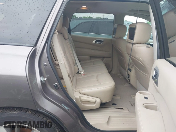 2014 Nissan Pathfinder SL with VIN 5N1AR2MM5EC642847, listed as a IAAI auction lot 42186822 with 237,438 mi miles. Bid and sale history available at carsss.com. Image 8.