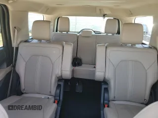 2024 Ford Expedition Limited с VIN 1FMJU1K82REA25754, выставлен на аукционе Copart как лот 61742895 с пробегом 42 060 миль миль и Чистый • Clean title. История ставок и продаж доступна на DreamBid. Изображение 10.