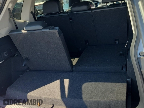 2024 Volkswagen Tiguan SE с VIN 3VV3B7AX9RM106728, выставлен на аукционе IAAI как лот 42845194 с пробегом 23 946 миль миль и . История ставок и продаж доступна на DreamBid. Изображение 3.