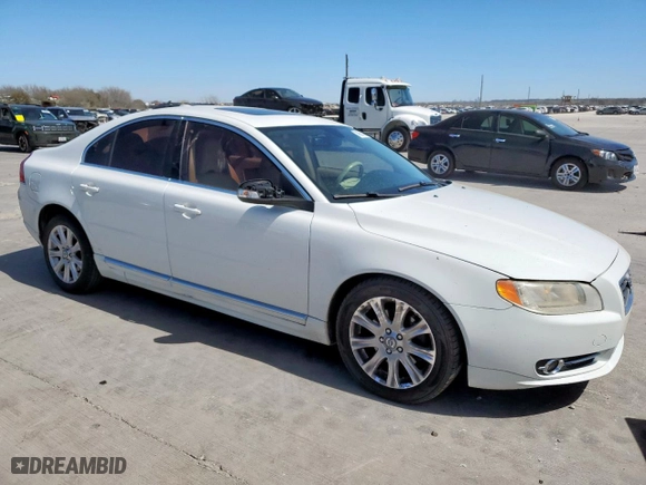 2010 Volvo S80 I6 with VIN YV1982AS7A1115583, listed as a Copart auction lot 49518465 with 199,946 mi miles and Salvage Title. Bid and sale history available at carsss.com. Image 4.