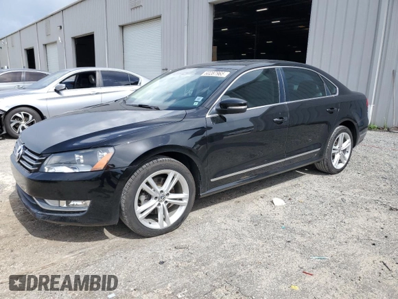 2014 Volkswagen Passat SE with VIN 1VWBN7A35EC094262, listed as a Copart auction lot 60287965 with 71,081 mi miles and Salvage title. Bid and sale history available at DreamBid. Image 1.