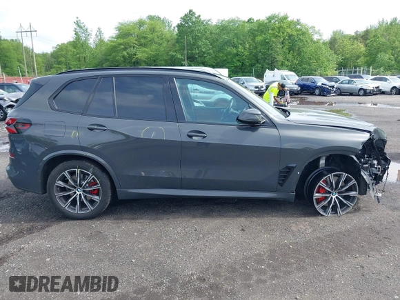 2024 BMW X5 xDrive40i with VIN 5UX23EU04R9V01472, listed as a IAAI auction lot 42295129 with 11,254 mi miles and . Bid and sale history available at DreamBid. Image 13.