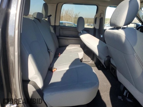 2018 Ram 1500 Express z VIN 3C6RR6KG1JG246621, wystawiony jako Copart lot #85450824 z przebiegiem 125 449 mil mil oraz Szkoda całkowita • Salvage title. Historia ofert i sprzedaży dostępna na DreamBid. Obrazek 10.