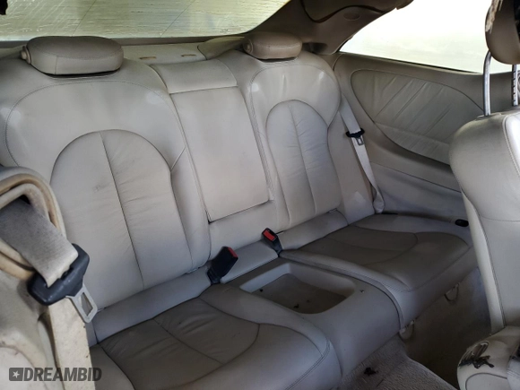 2006 Mercedes-Benz CLK-Class 3.5L with VIN WDBTJ56H56F200865, listed as a Copart auction lot 85435414 with 0 mi miles and Non Repairable. Bid and sale history available at carsss.com. Image 10.