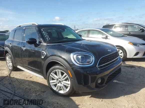 2024 MINI Countryman Cooper S with VIN WMZ53BR06R3S13056, listed as a Copart auction lot 74467254 with 1,923 mi miles and Non Repairable. Bid and sale history available at carsss.com. Image 4.
