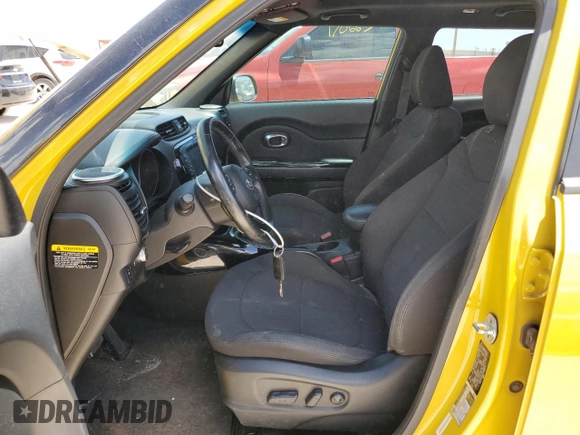2014 Kia Soul + with VIN KNDJX3A52E7028473, listed as a Copart auction lot 61530074 with 143,328 mi miles and Salvage Title. Bid and sale history available at DreamBid. Image 7.