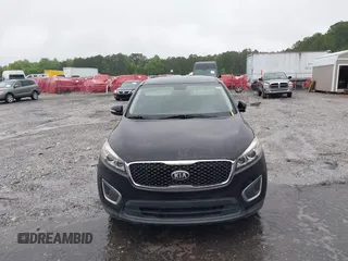 2016 Kia Sorento LX with VIN 5XYPG4A36GG037259, listed as a IAAI auction lot 42250259 with 178,148 mi miles and . Bid and sale history available at DreamBid. Image 12.