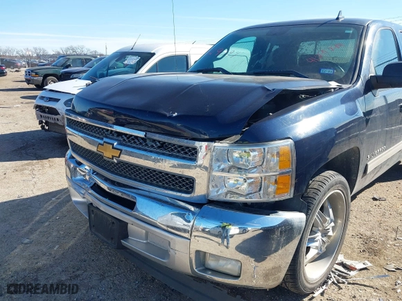 2012 Chevrolet Silverado 1500 LT with VIN 1GCRCSE01CZ169382, listed as a IAAI auction lot 41291794 with 153,202 mi miles. Bid and sale history available at carsss.com. Image 6.