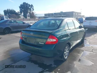 2002 Toyota Prius with VIN JT2BK18U820062497, listed as a IAAI auction lot 41265675 with 190,694 mi miles. Bid and sale history available at carsss.com. Image 4.