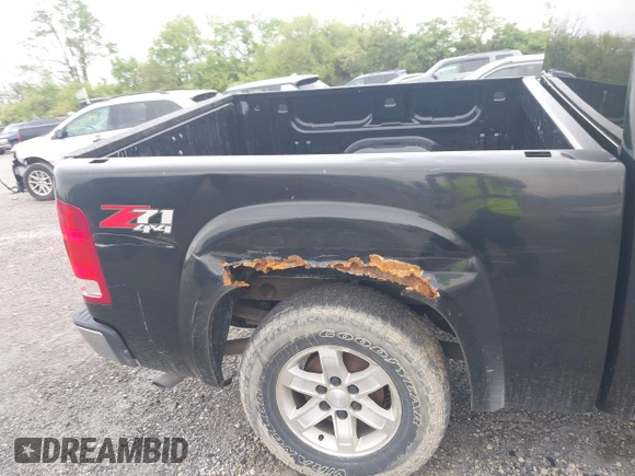 2009 GMC Sierra 1500 SLE с VIN 1GTEK29009Z159334, выставлен на аукционе IAAI как лот 42258951 с пробегом 129 811 миль миль и . История ставок и продаж доступна на DreamBid. Изображение 18.