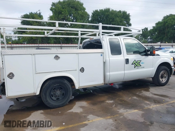 2016 Ford F-250 XL with VIN 1FD7X2A60GEA17446, listed as a IAAI auction lot 42373465 with 117,847 mi miles and . Bid and sale history available at DreamBid. Image 14.
