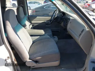 1997 Ford Explorer с VIN 1FMCU24X5VUD16929, выставлен на аукционе IAAI как лот 41984837 с пробегом 94 333 миль миль и . История ставок и продаж доступна на DreamBid. Изображение 5.