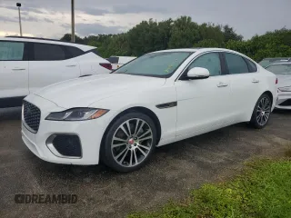 2022 Jaguar XF SE with VIN SAJBG4FX4NCY90817, listed as a Copart auction lot 74198844 with 0 mi miles and Non Repairable. Bid and sale history available at carsss.com. Image 1.