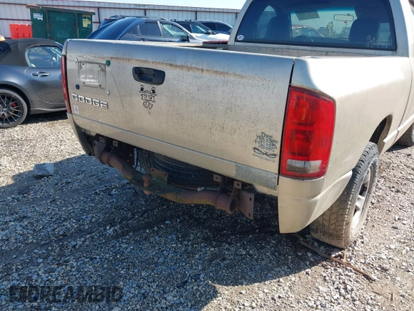 2002 Dodge 1500 z VIN 1D7HA16K42J261553, wystawiony jako IAAI lot #42435682 z przebiegiem 206 805 mil mil oraz . Historia ofert i sprzedaży dostępna na DreamBid. Obrazek 6.