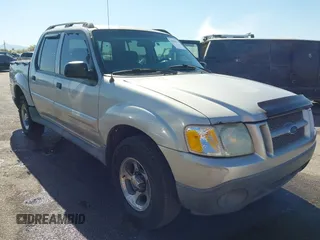 2004 Ford Explorer Sport Trac XLS z VIN 1FMZU67K84UC22026, wystawiony jako IAAI lot #42056532 z przebiegiem 196 394 mil mil oraz . Historia ofert i sprzedaży dostępna na DreamBid. Obrazek 1.