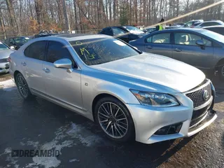 2013 Lexus LS 460 z VIN JTHCL5EF5D5019441, wystawiony jako IAAI lot #41267136 z przebiegiem 185 549 mil mil oraz . Historia ofert i sprzedaży dostępna na DreamBid. Obrazek 1.