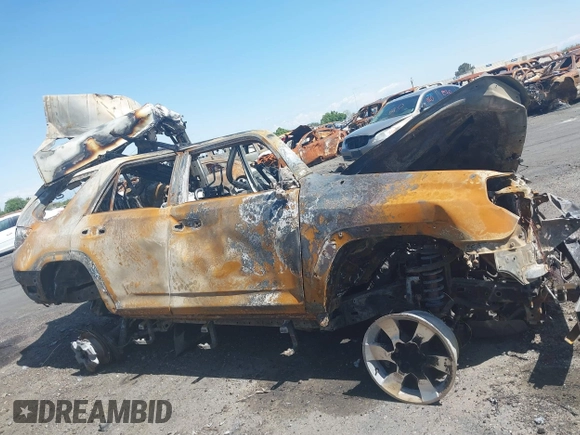 2013 Toyota 4Runner SR5 with VIN JTEZU5JR8D5059582, listed as a IAAI auction lot 41960306 with Not Provided miles and . Bid and sale history available at DreamBid. Image 12.