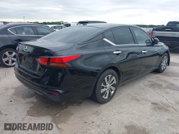2019 Nissan Altima S with VIN 1N4BL4BV1KC144678, listed as a IAAI auction lot 42101538 with 181,101 mi miles and . Bid and sale history available at carsss.com. Image 4.