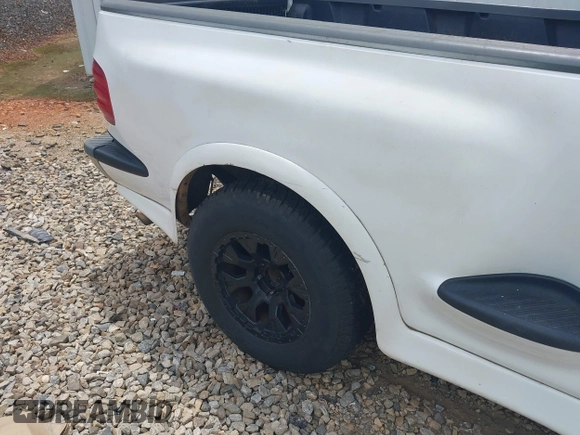 2000 Ford F-150 XL with VIN 1FTRX07W7YKB38454, listed as a IAAI auction lot 42185983 with 260,423 mi miles and . Bid and sale history available at DreamBid. Image 6.