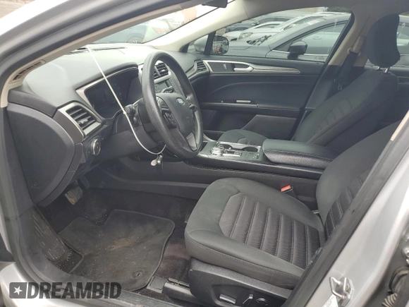 2017 Ford Fusion SE с VIN 3FA6P0H74HR183850, выставлен на аукционе Copart как лот 61140595 с пробегом 60 996 миль миль и Списание • Salvage title. История ставок и продаж доступна на DreamBid. Изображение 7.