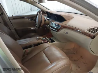 2007 Mercedes-Benz S-Class 5.5L V8 with VIN WDDNG71X07A081212, listed as a IAAI auction lot 41971565 with 166,904 mi miles. Bid and sale history available at carsss.com. Image 5.