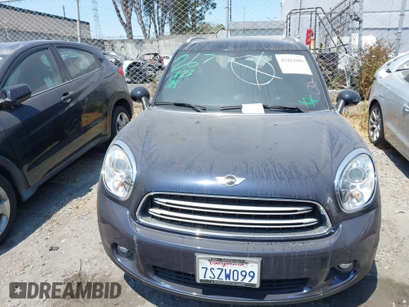2016 MINI Countryman with VIN WMWZB3C55GWR46917, listed as a IAAI auction lot 42421995 with 23,157 mi miles and . Bid and sale history available at DreamBid. Image 13.