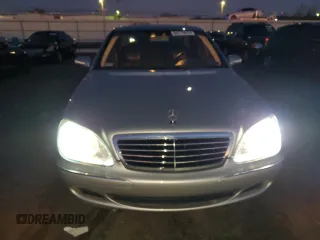 2003 Mercedes-Benz S-Class 5.0L with VIN WDBNG75J23A355910, listed as a Copart auction lot 84715614 with 117,468 mi miles and Salvage Title. Bid and sale history available at carsss.com. Image 5.