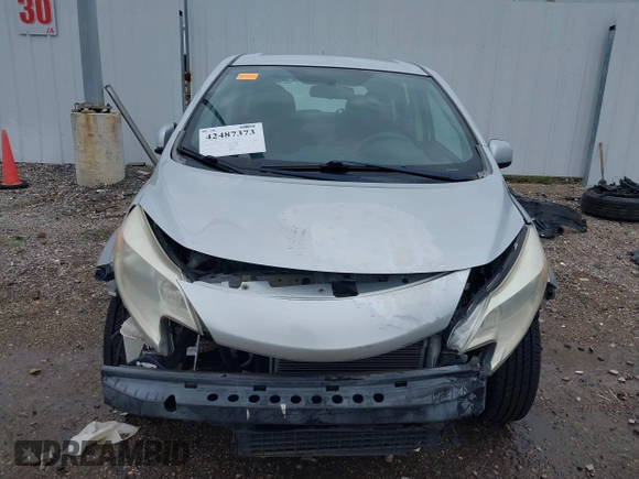 2014 Nissan Note S Plus z VIN 3N1CE2CPXEL432840, wystawiony jako IAAI lot #42487373 z przebiegiem 76 278 mil mil oraz . Historia ofert i sprzedaży dostępna na DreamBid. Obrazek 6.