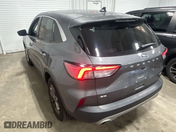 2022 Ford Escape SE with VIN 1FMCU9G64NUB35395, listed as a IAAI auction lot 42147039 with 101,184 mi miles. Bid and sale history available at carsss.com. Image 1.