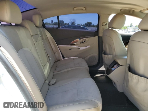 2016 Buick LaCrosse with VIN 1G4GA5G33GF200432, listed as a Copart auction lot 55570105 with 136,711 mi miles and Salvage title. Bid and sale history available at DreamBid. Image 10.