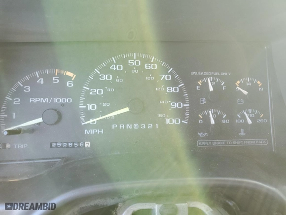 1996 Chevrolet Tahoe with VIN 1GNEK13R2TJ354351, listed as a Copart auction lot 43276385 with 2,526,567 mi miles and Salvage Title. Bid and sale history available at carsss.com. Image 9.